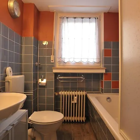 Rheinbogen Apartment Dusseldorf